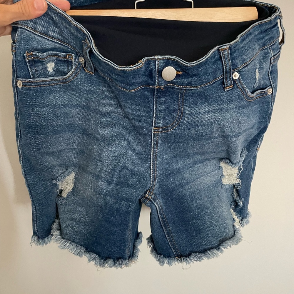 Time and Tru Blue Distressed Jean Shorts - Picture 2 of 4